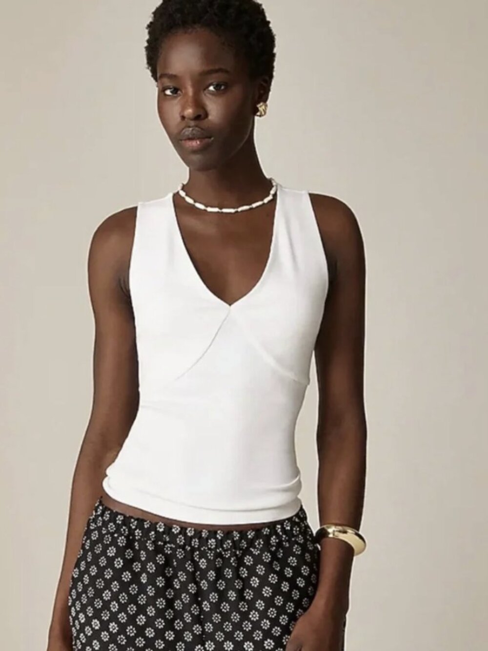 ✰ J. Crew Women's White Stretch Cotton-Blend V-Neck Top ✰